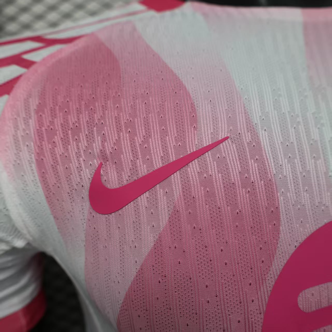 FC Barcelona “Pink Waves” Kit 25/26