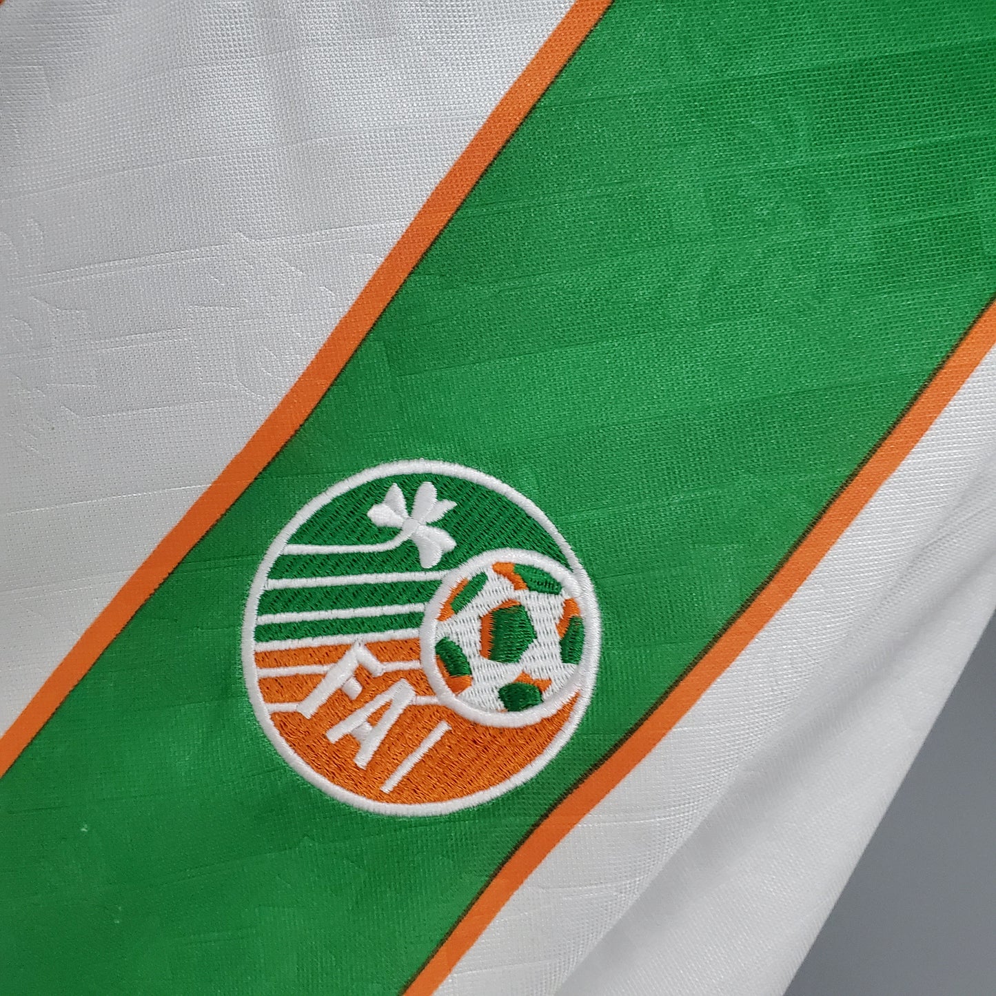 Ireland Away Kit 95/96
