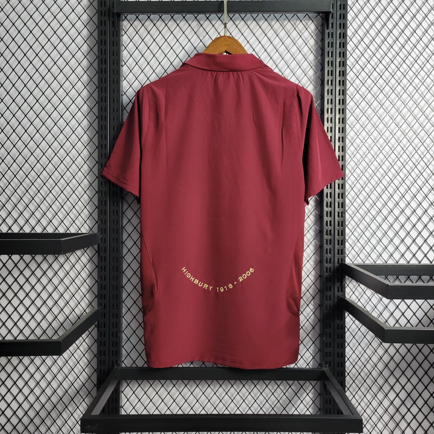 Arsenal Home Kit 05/06