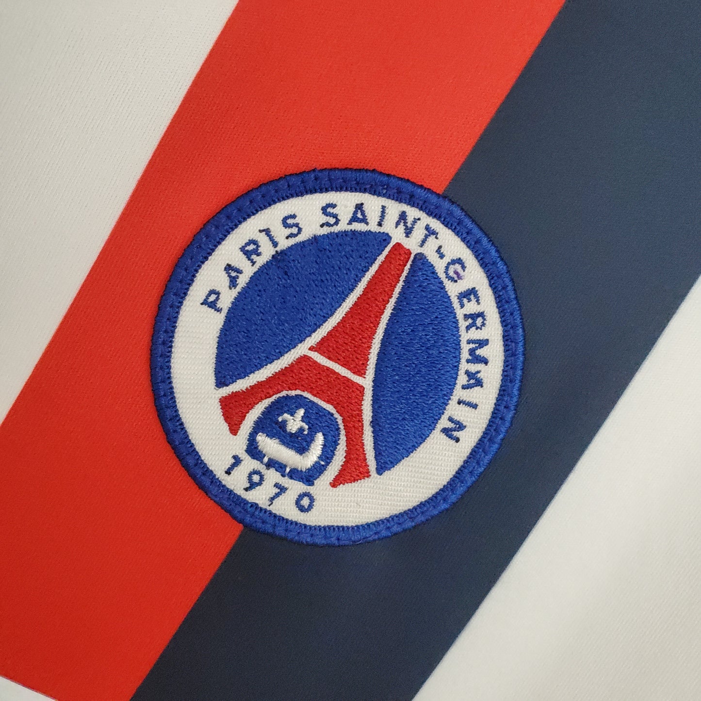 Paris Saint-Germain Away Kit 02/03