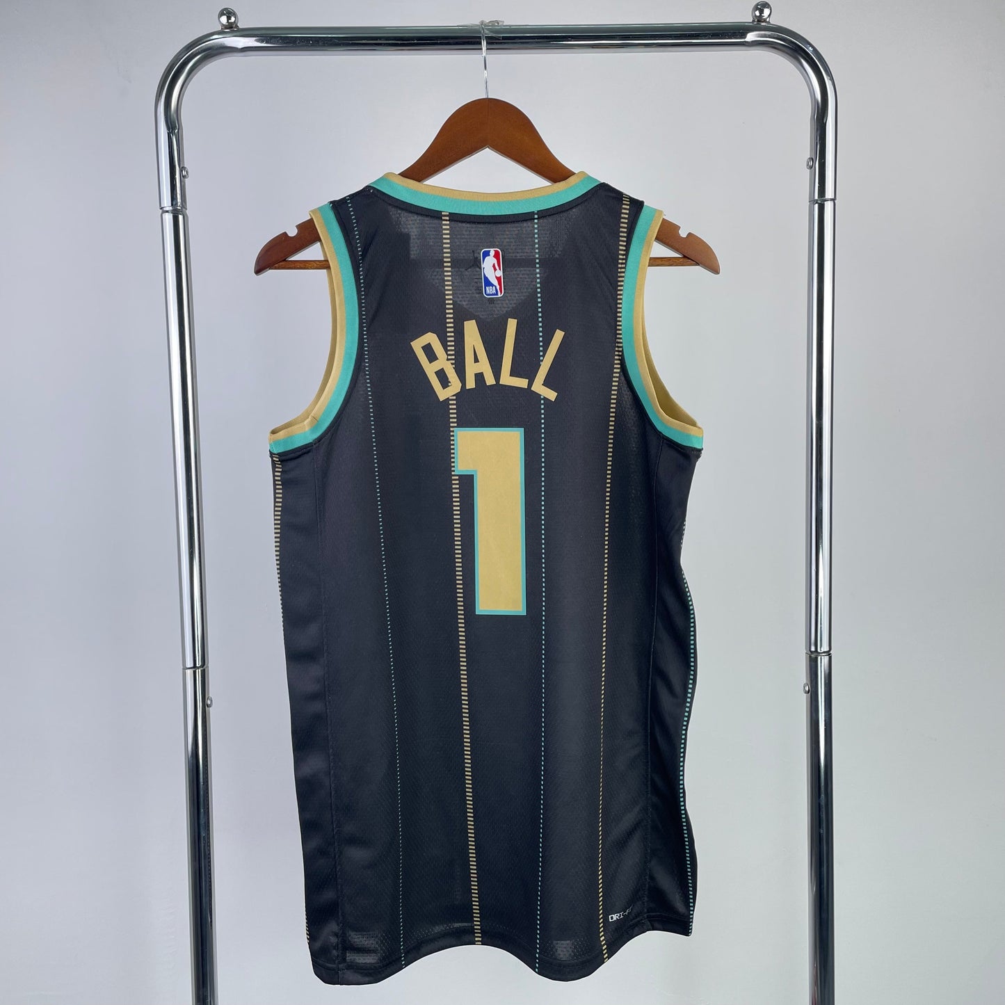 NBA Jersey: Charlotte Hornets
