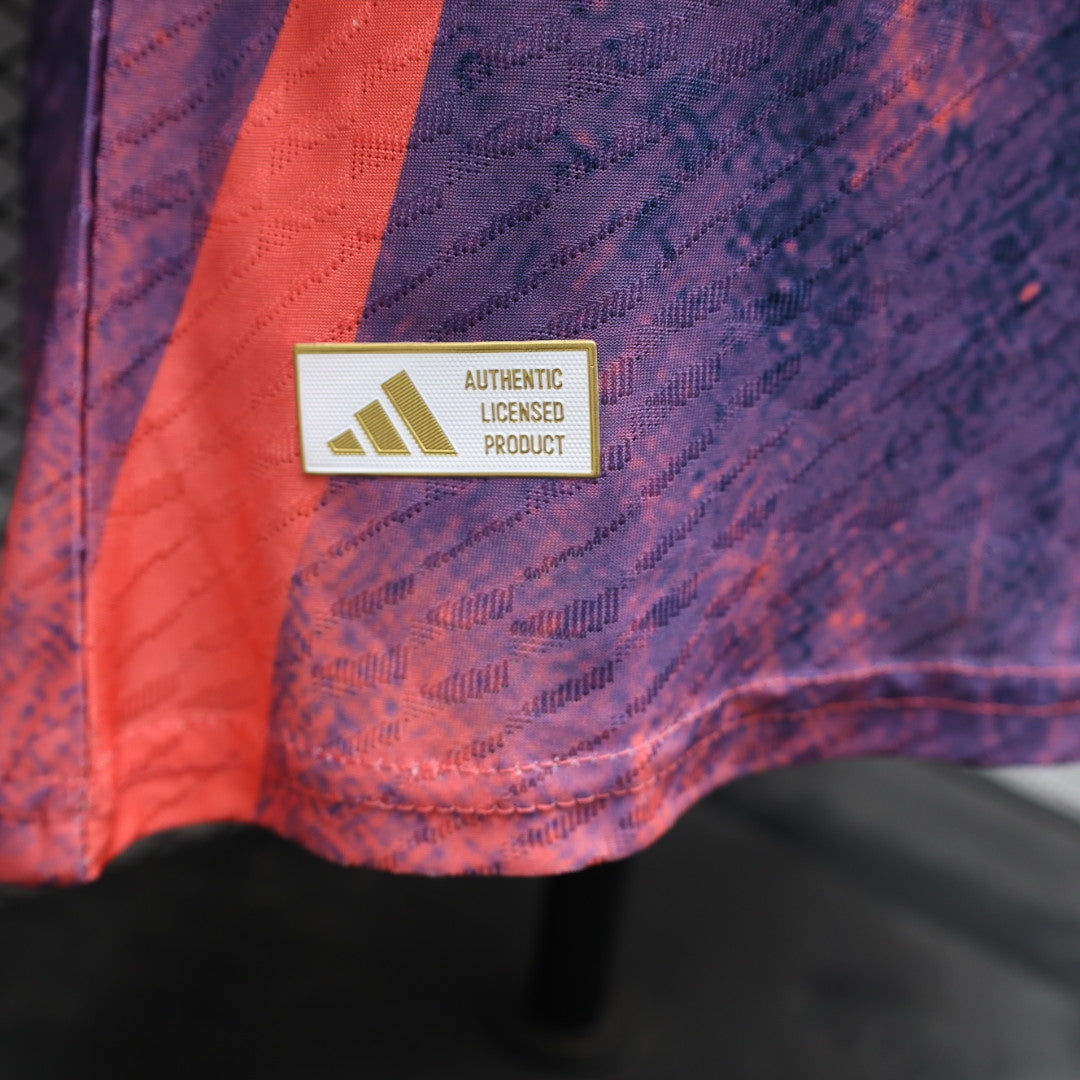 Real Madrid Special Kit “Heat Waves” 24/25