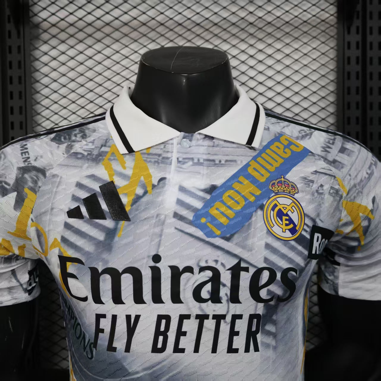 Real Madrid Street Riot Kit