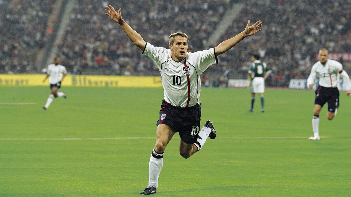 England Home Kit 01/03