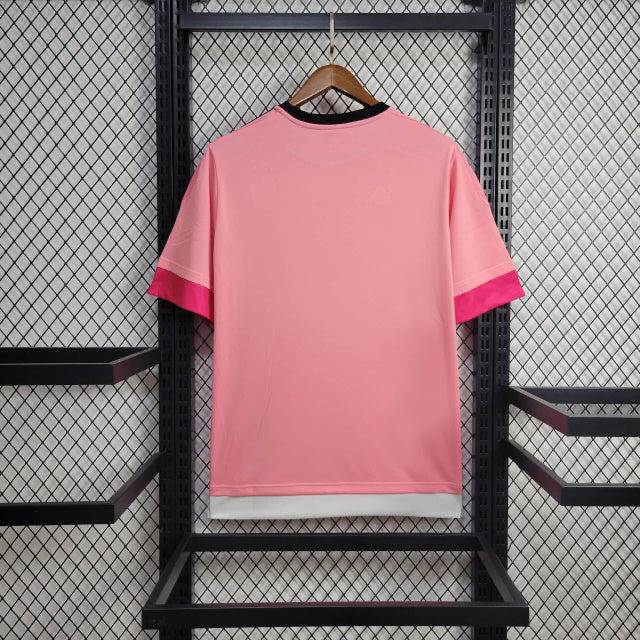 Juventus Away Kit 15/16