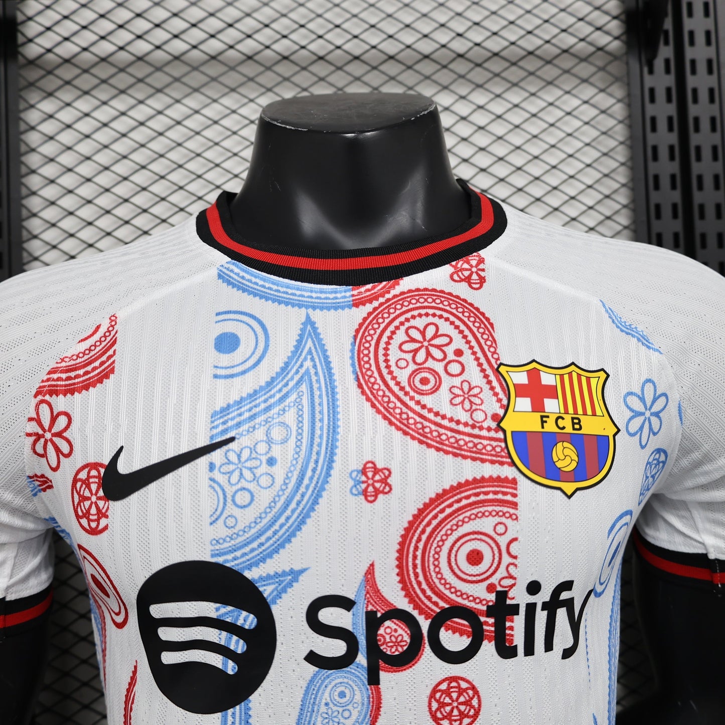 Barcelona "Crestwave" Kit 23/24