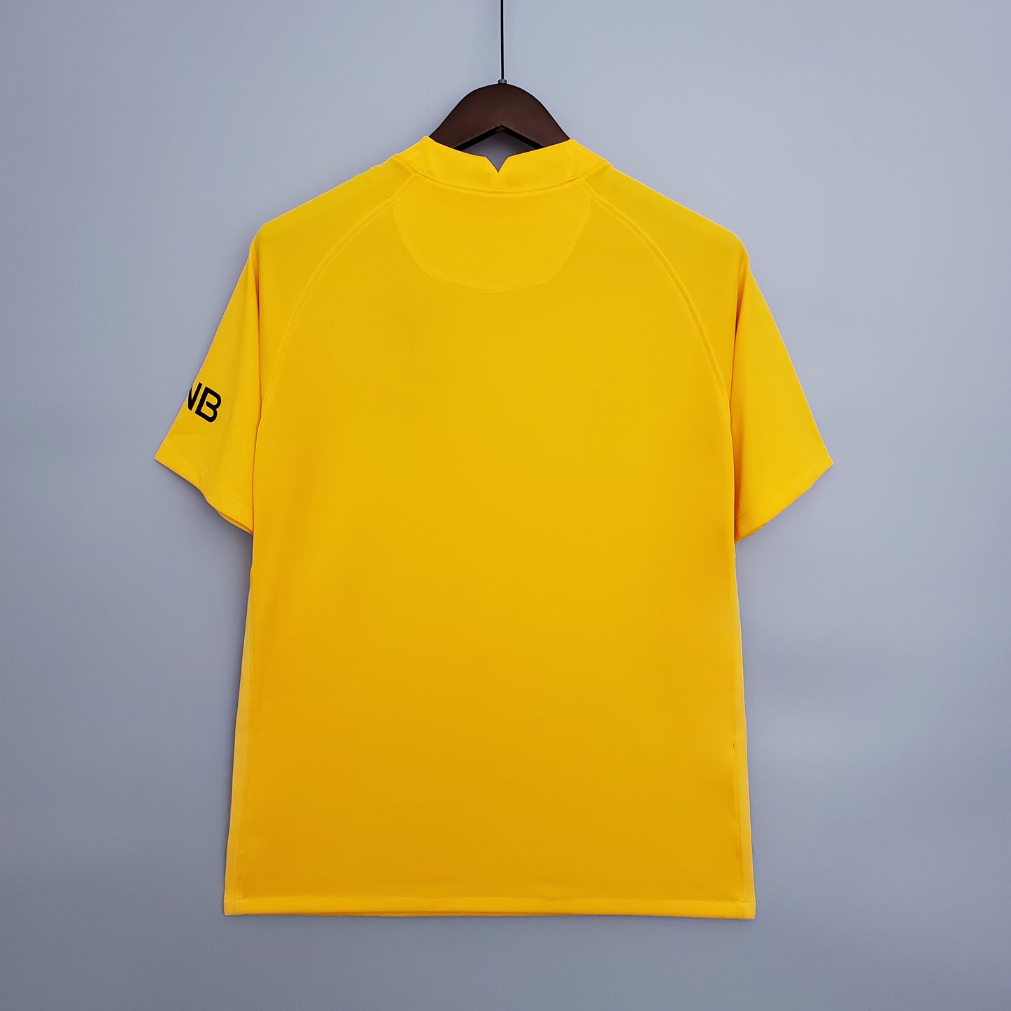 Paris Saint-Germain Goalkeeper Kit 21/22