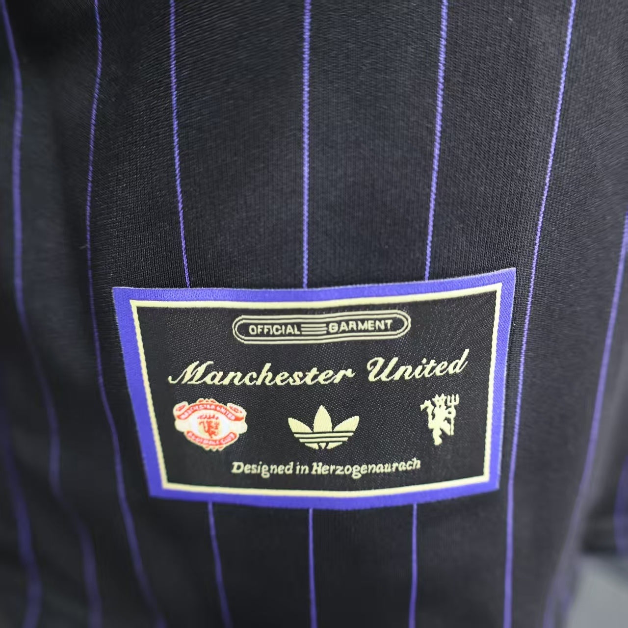 Manchester United TERRACE ICONS Kit 25/26