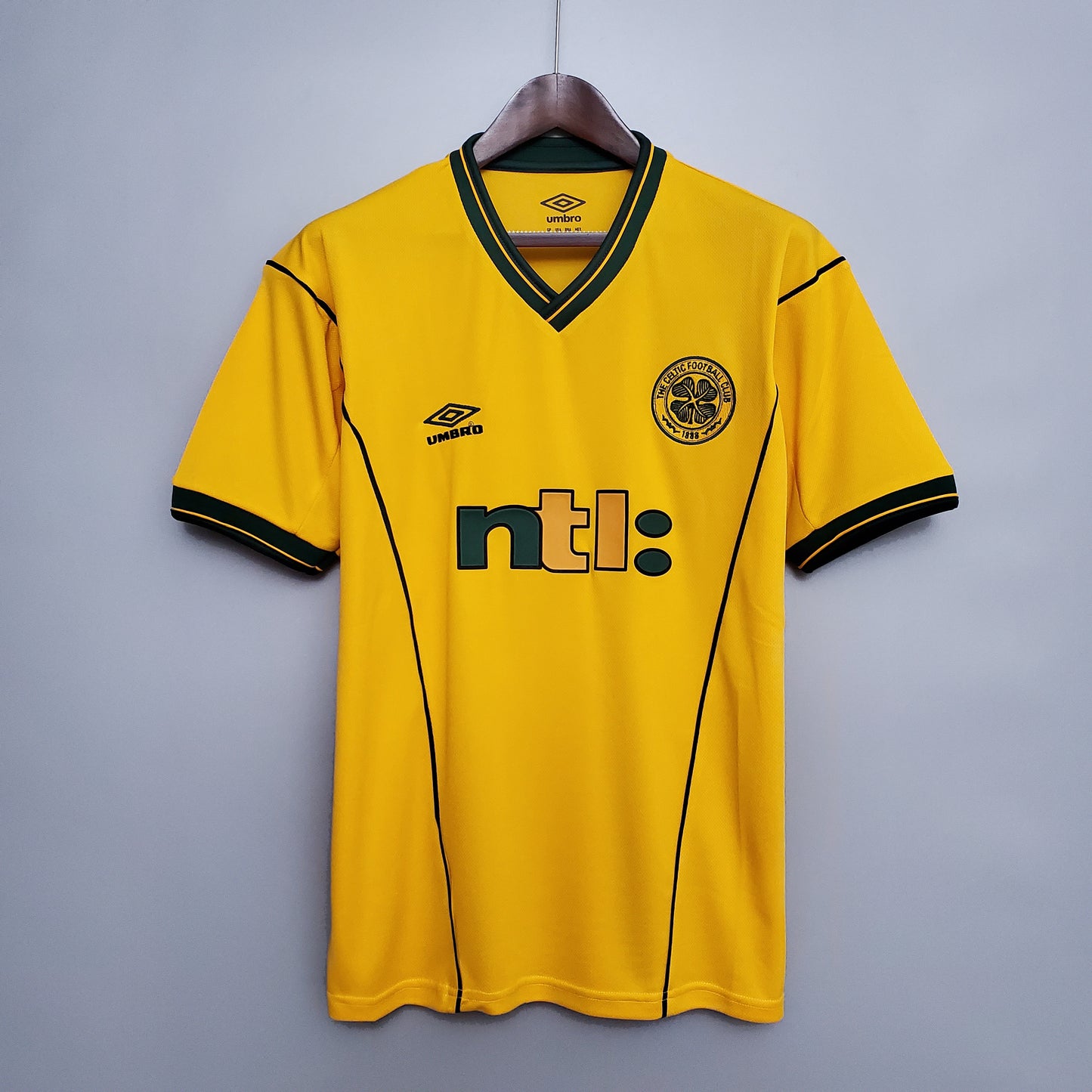 Celtic Away Kit 01/03