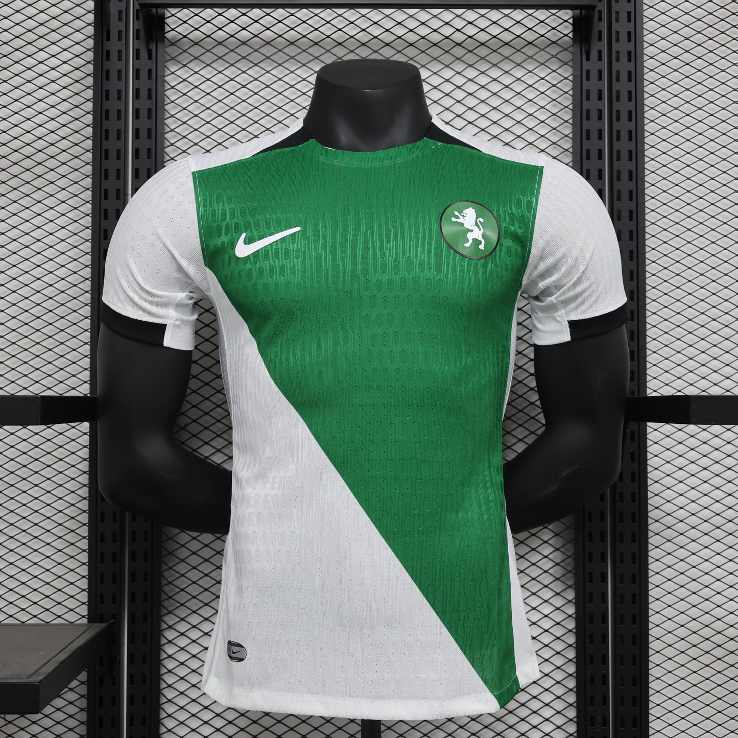 Sporting Lisbon “Camisola Stromp” Kit 24/25
