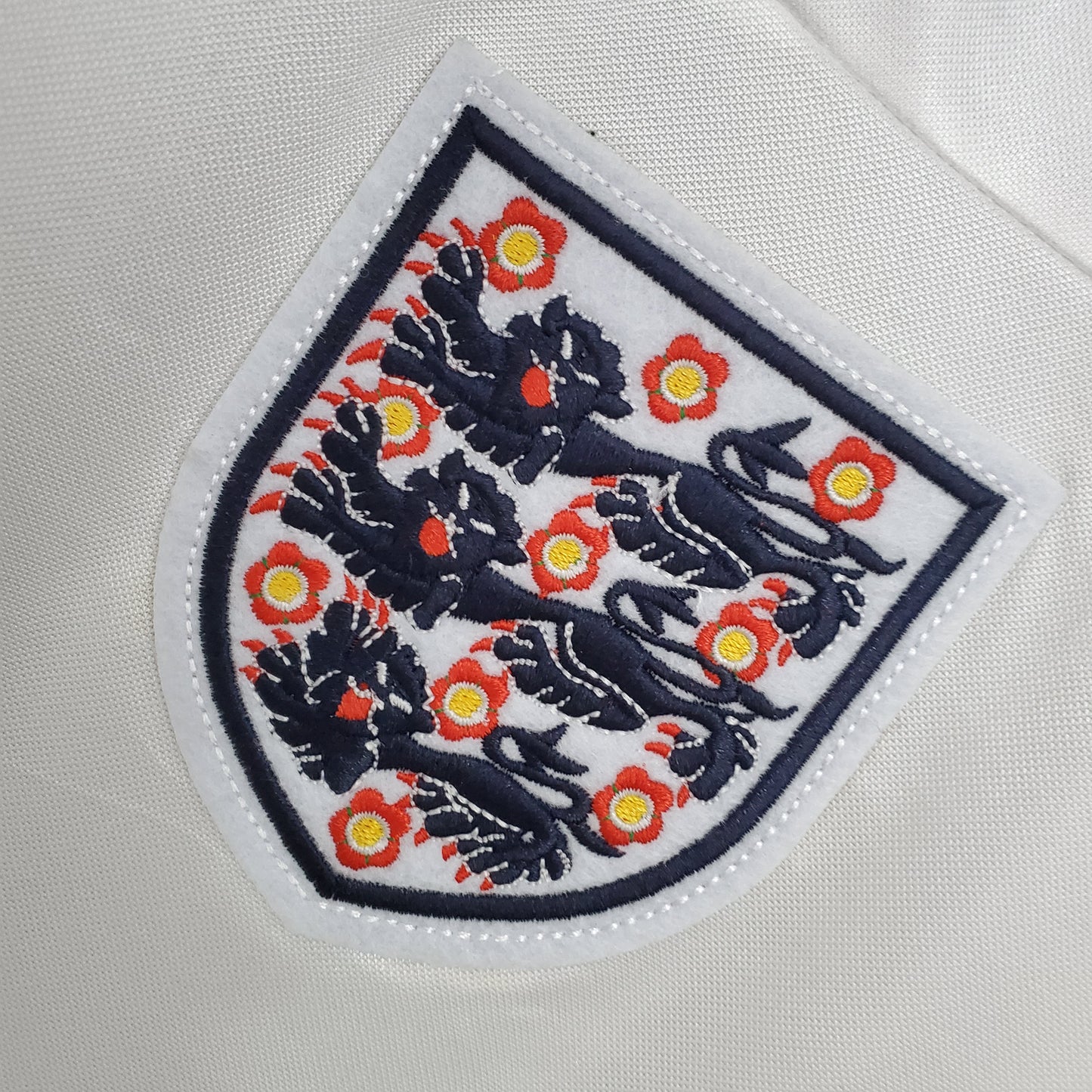 England Home Kit 81/82
