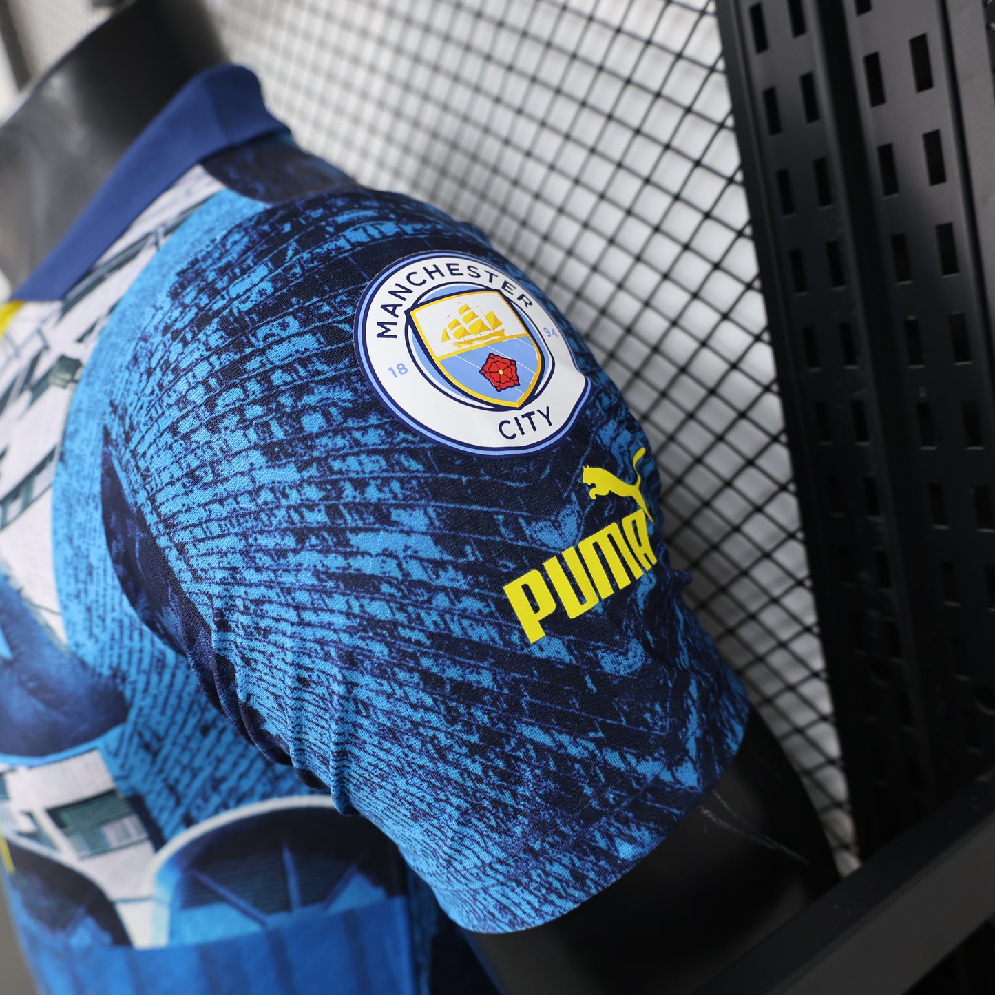 Manchester City Graffiti Legacy Kit – Why Always Me?