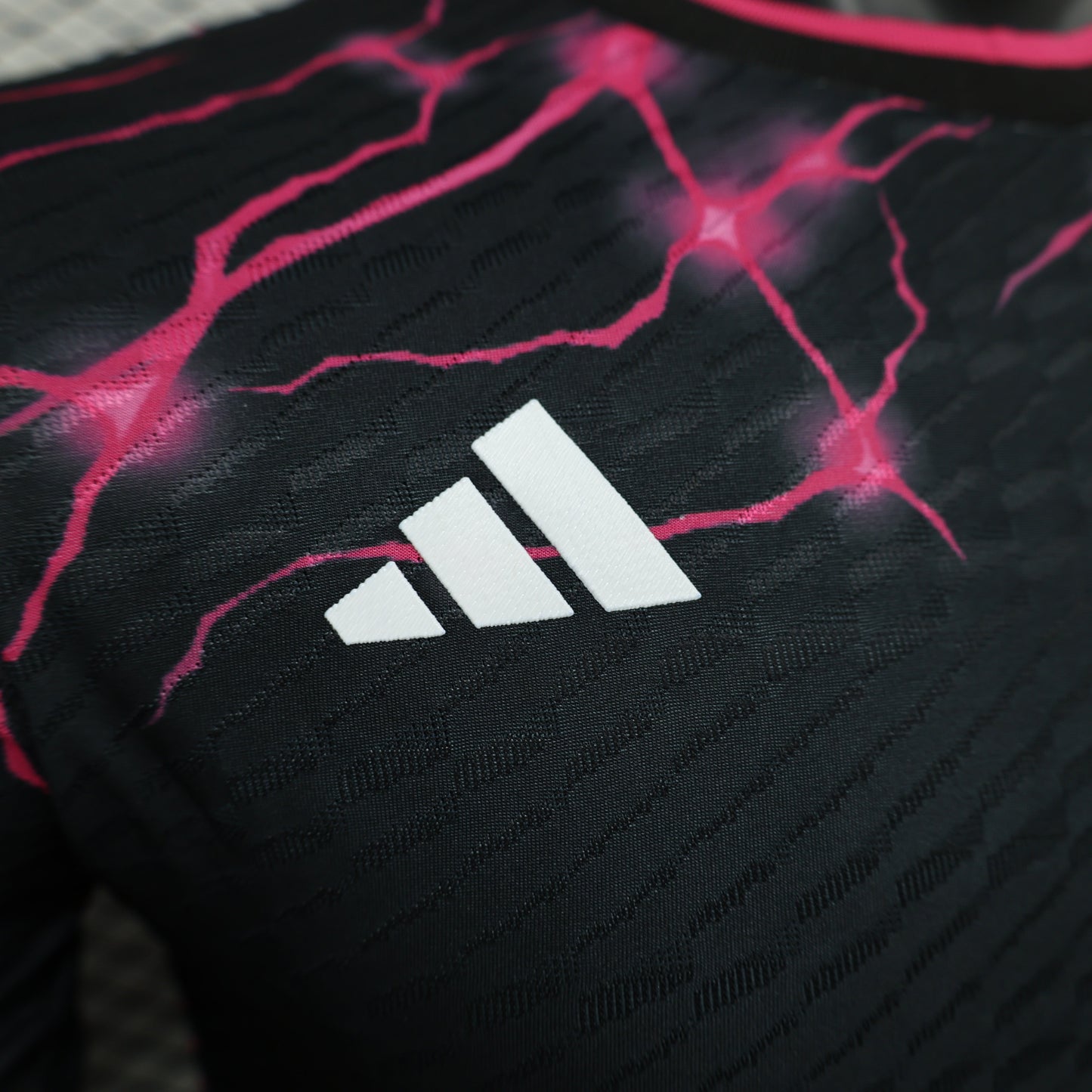 Real Madrid Special Kit “Aurora Panther” 24/25
