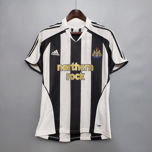 Retro: Newcastle United Home Kit 05/06