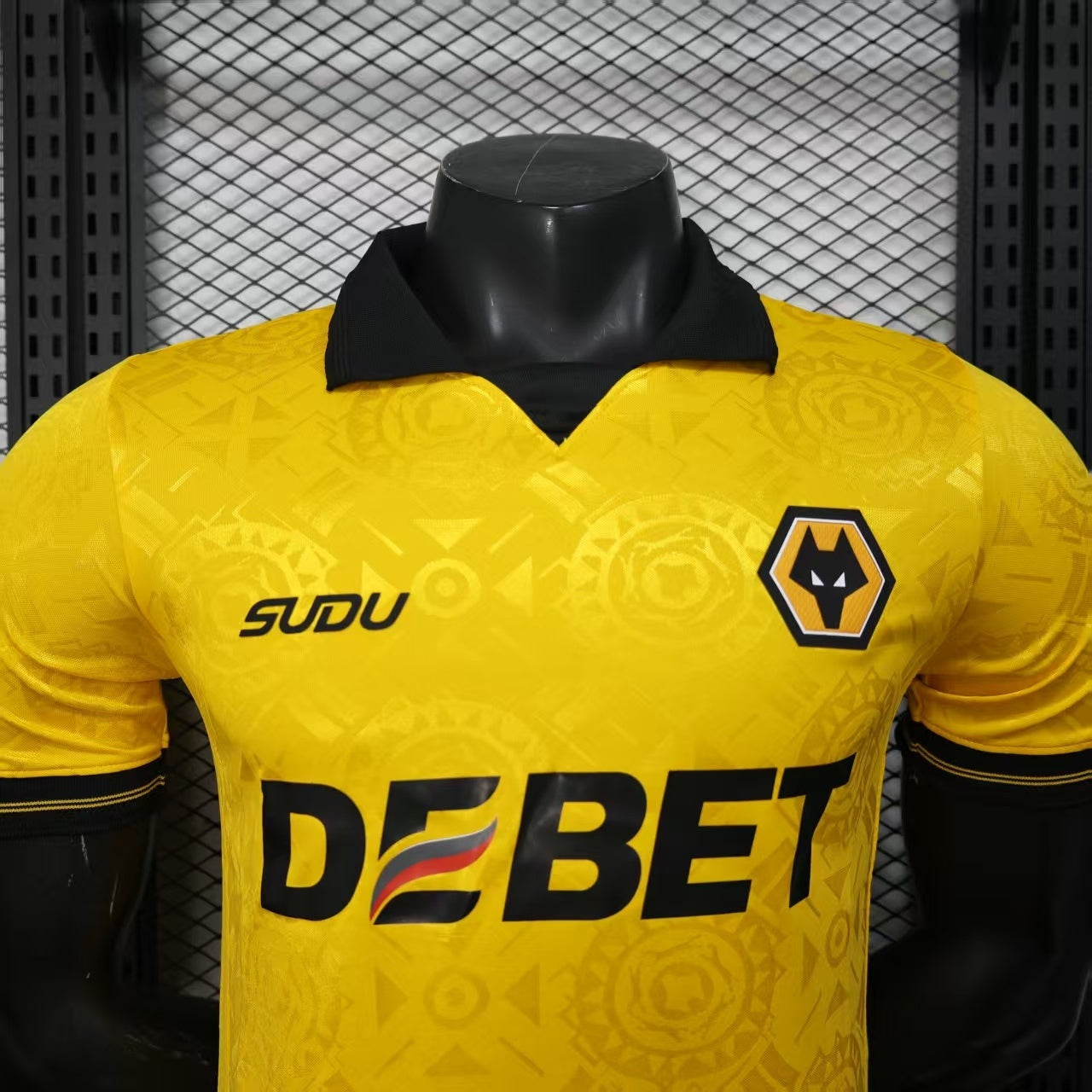 Wolves Home Kit 25/26