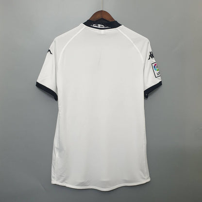 Retro: Valencia Home Kit 09/10