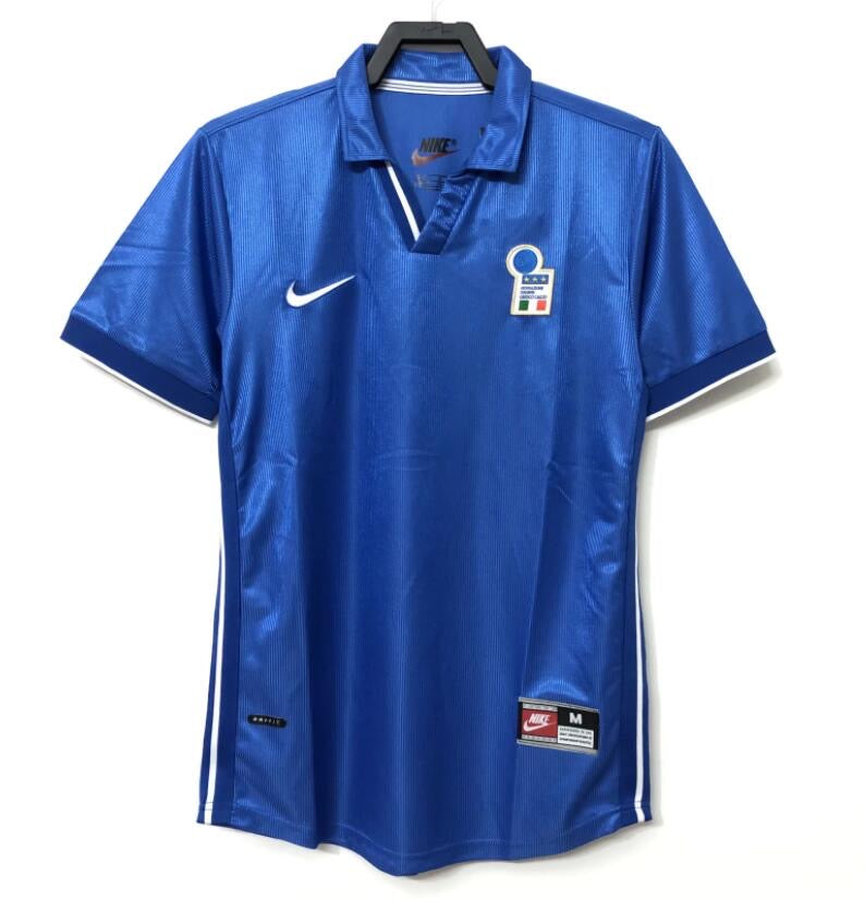 Retro: Italy Home Kit 97/98