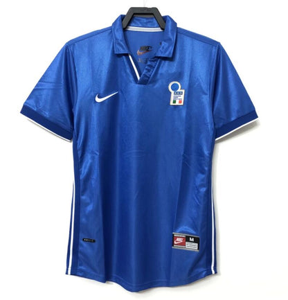 Retro: Italy Home Kit 97/98