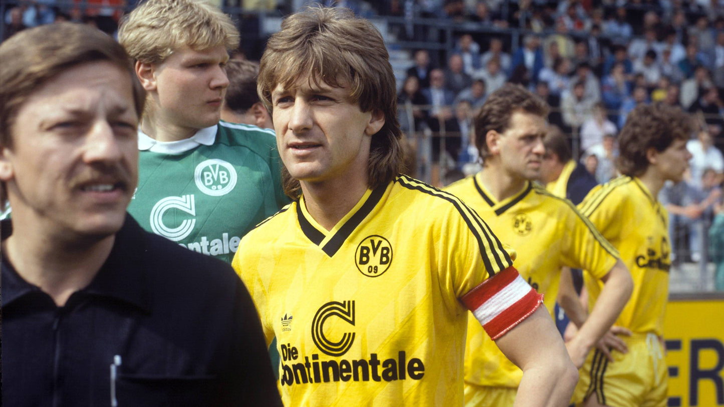 Retro: Borussia Dortmund Home Kit 88/89