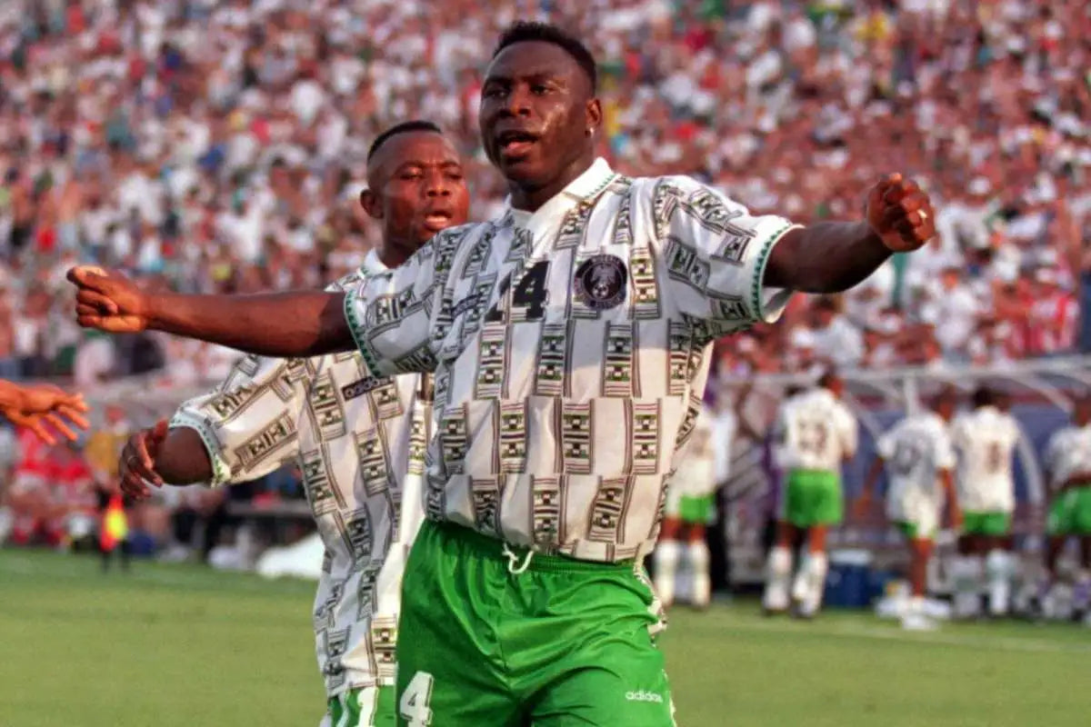 Retro: Nigeria Home Kit 93/94