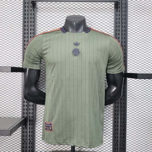 Bayern Munich TERRACE ICONS Kit 25/26