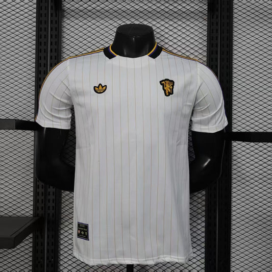Manchester United TERRACE ICONS Kit 25/26
