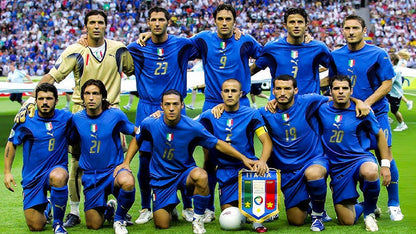 Retro: Italy Home Kit 04/06