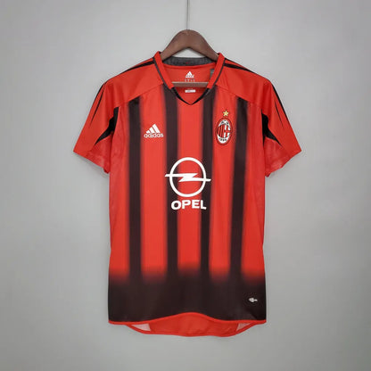 Retro: AC Milan Home Kit 04/05