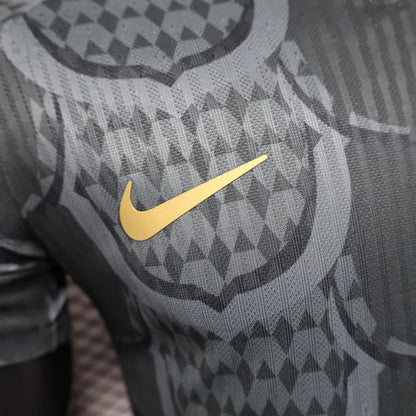 Barcelona "Silver Echo" Kit 24/25