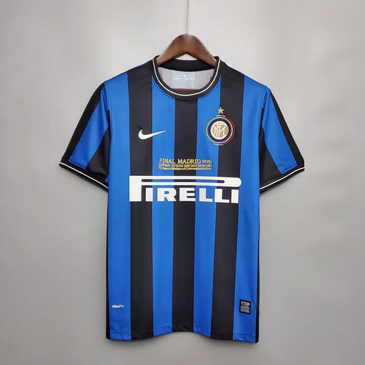 Retro: Inter Milan Home Kit 09/10