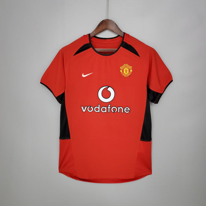 Retro: Manchester United Home Kit 02/04