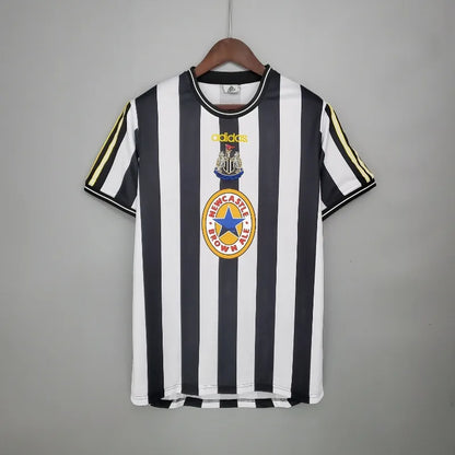 Retro: Newcastle United Home Kit 97/99