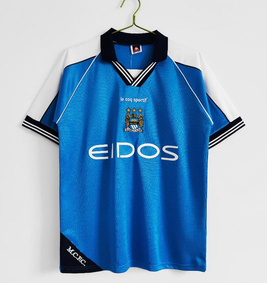 Retro: Manchester City Home Kit 99/01