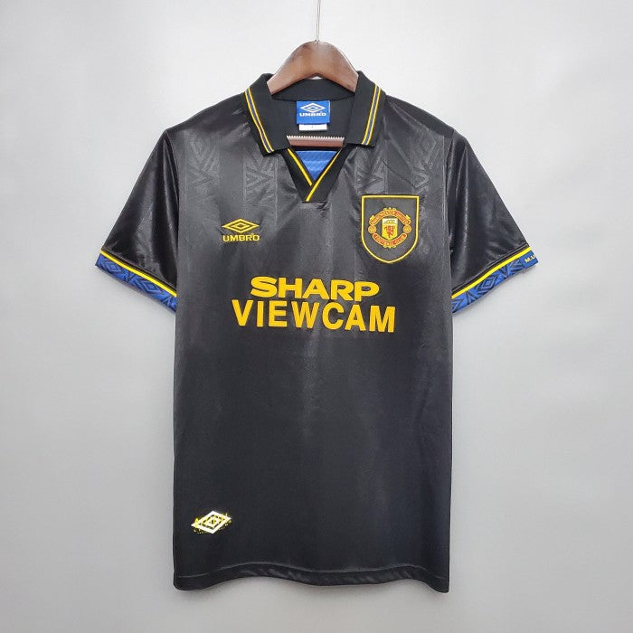 Retro: Manchester United Away Kit 93/95