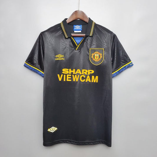 Retro: Manchester United Away Kit 93/95