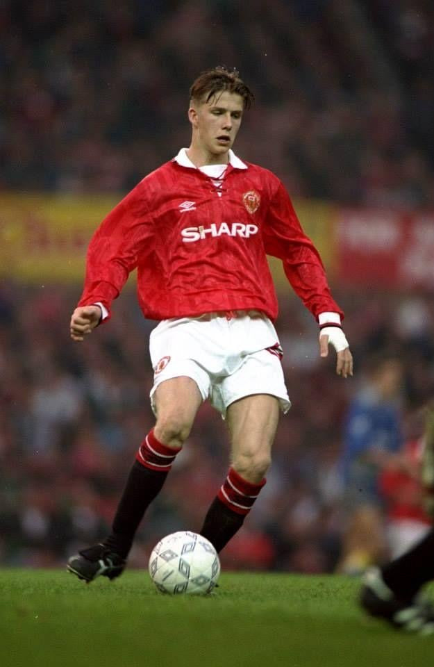 Retro: Manchester United Home Kit 92/94