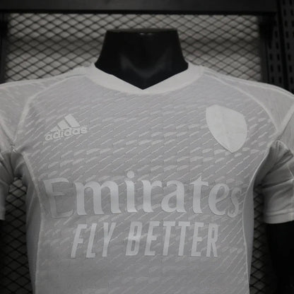 Arsenal “Pure Elegance” Kit 24/25