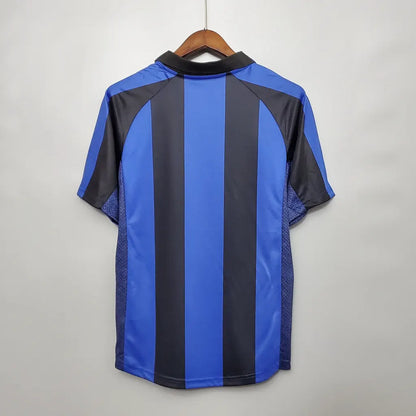 Retro: Inter Milan Home Kit 01/02