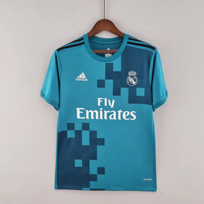 Retro: Real Madrid Third Kit 17/18