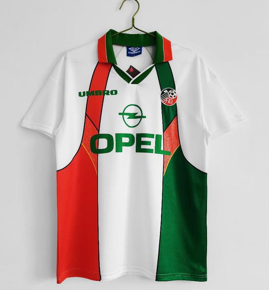 Retro: Ireland Away Kit 94/96