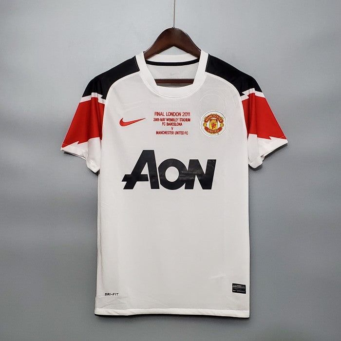 Retro: Manchester United Third Kit 11/12