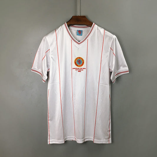 Retro: Aston Villa Away Kit 81/82