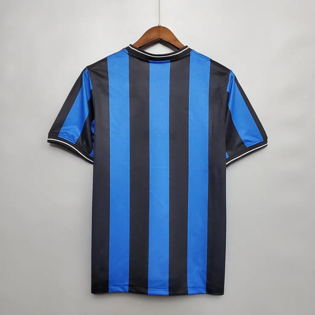 Retro: Inter Milan Home Kit 09/10