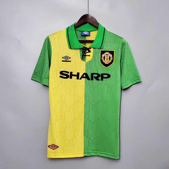 Retro: Manchester United Third Kit 92/93