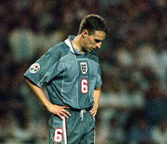 Retro: England Away Kit 95/96