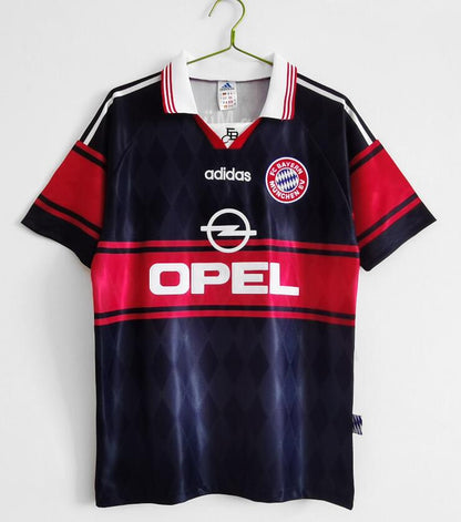 Retro: Bayern Munich Home Kit 97/99