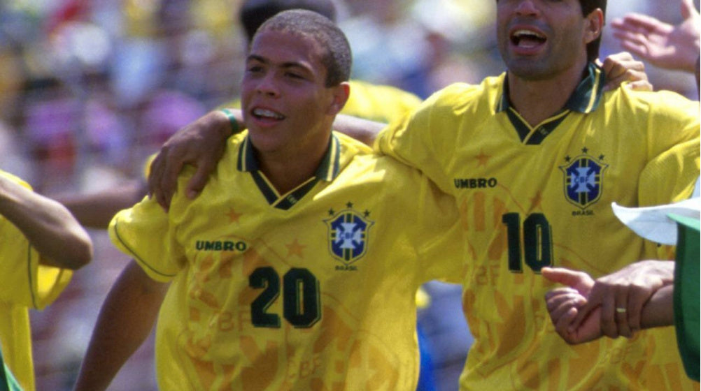 Retro: Brazil Home Kit 93/94