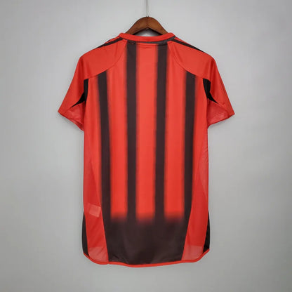 Retro: AC Milan Home Kit 04/05