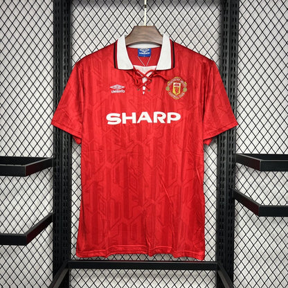 Retro: Manchester United Home Kit 93/94