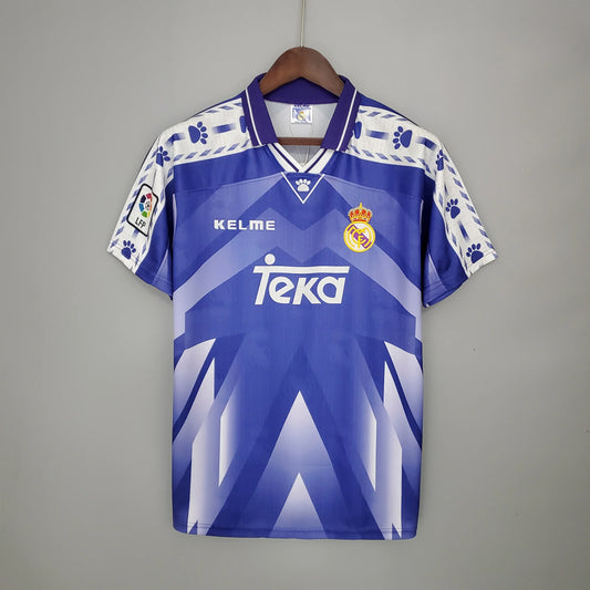 Retro: Real Madrid Away Kit 96/97